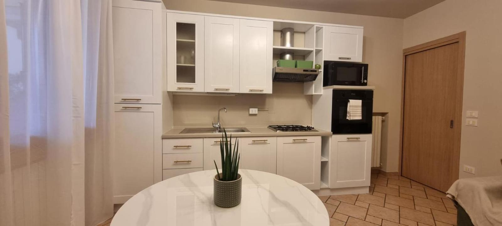 Hoya Apartment シルミオーネ エクステリア 写真