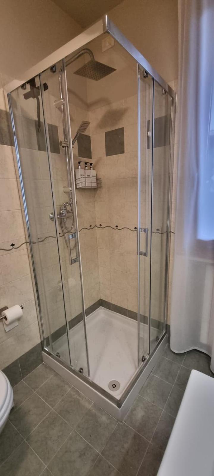 Hoya Apartment シルミオーネ エクステリア 写真