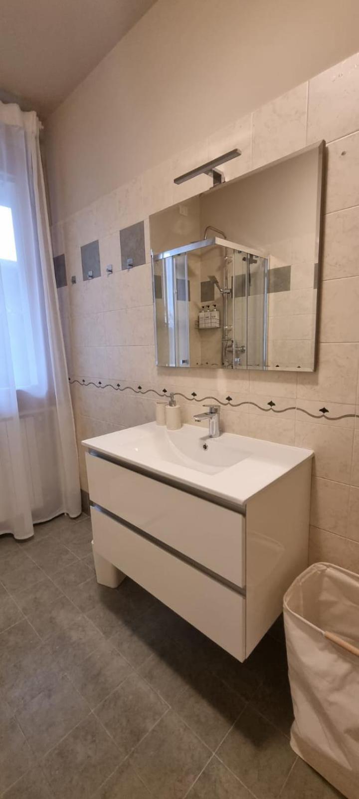 Hoya Apartment シルミオーネ エクステリア 写真