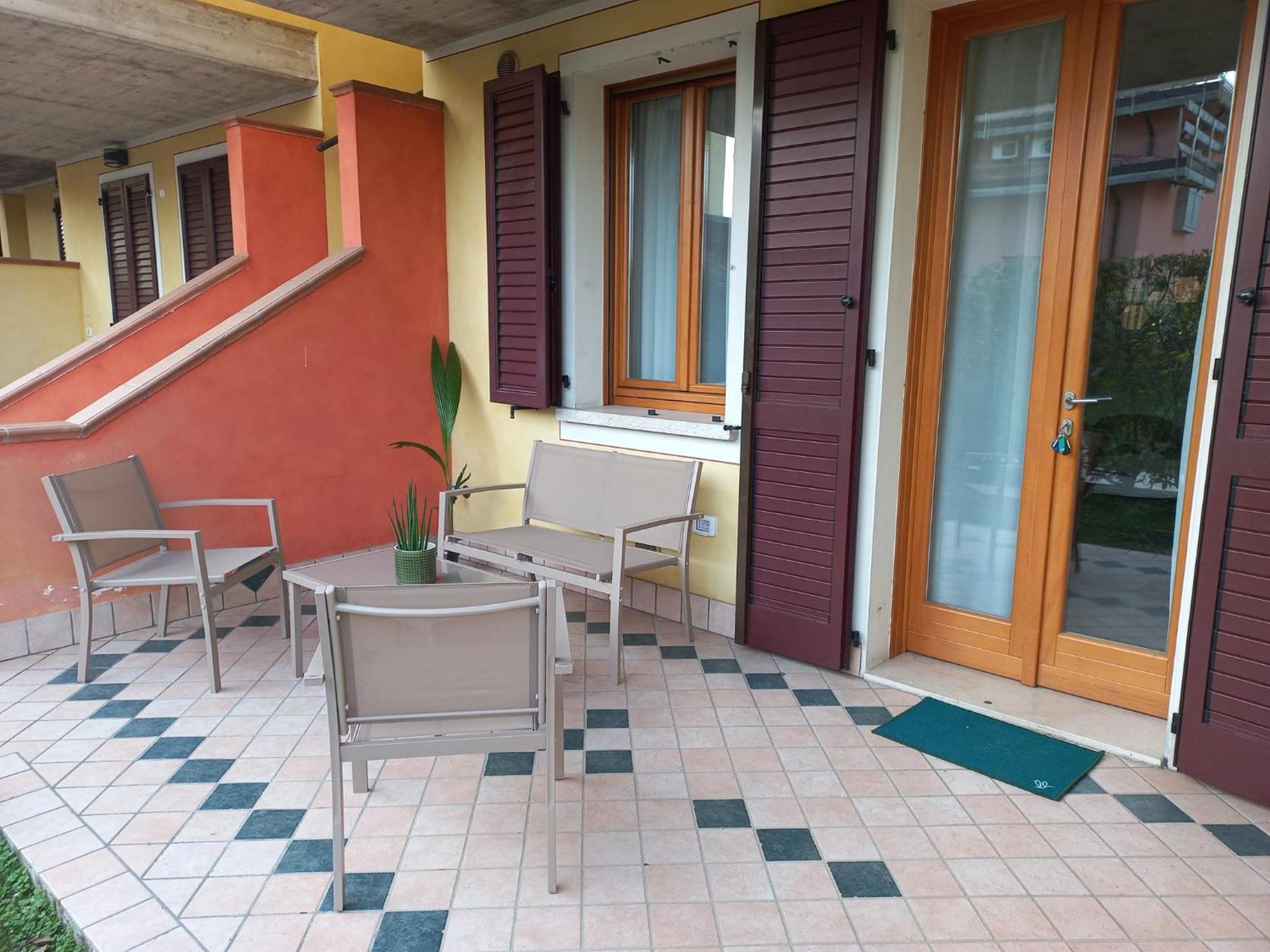 Hoya Apartment シルミオーネ エクステリア 写真