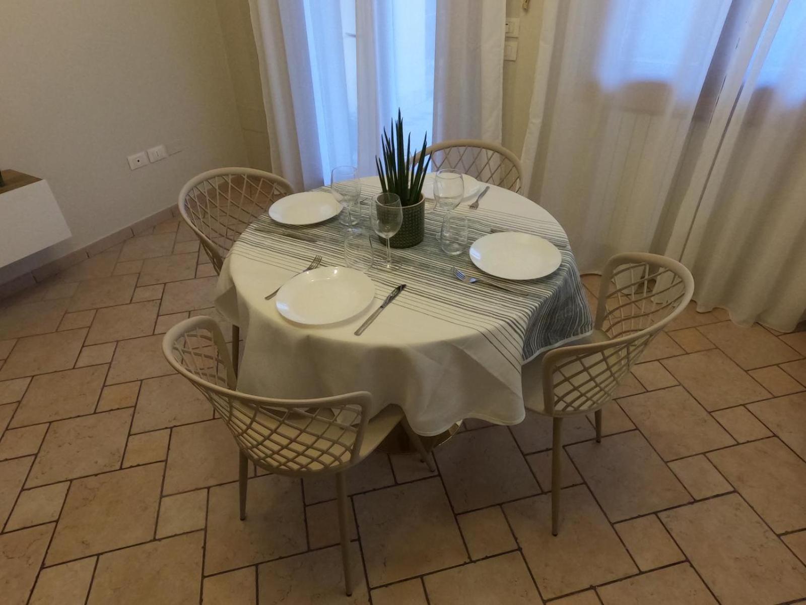 Hoya Apartment シルミオーネ エクステリア 写真